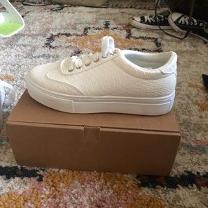 NASTY GAL/ GOING TO DONATE IN 1 WEEK